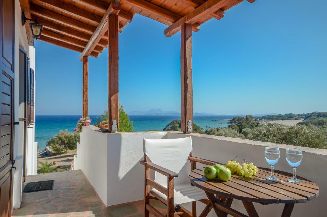 Theonis Villas Μουτσούνα Εξωτερικό φωτογραφία